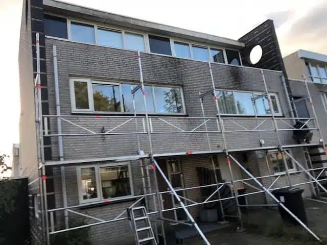 luchtgommen gevel voor